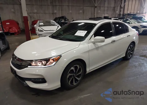 2017 Honda Accord Ex z USA, uszkodzony, nr VIN 1HGCR2F75HA151703